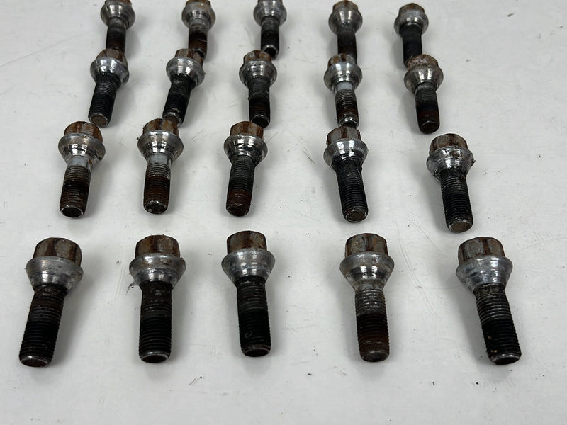 2004-2007 Volvo S60R V70R Wheel Stud Lug Nut Set of 20 OEM #5789EM