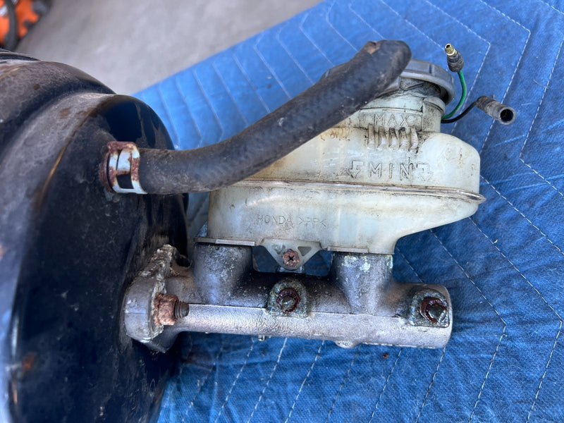 1998-2002 Honda Accord Brake Booster, Reservoir, Master Cylinder OEM #2025CN