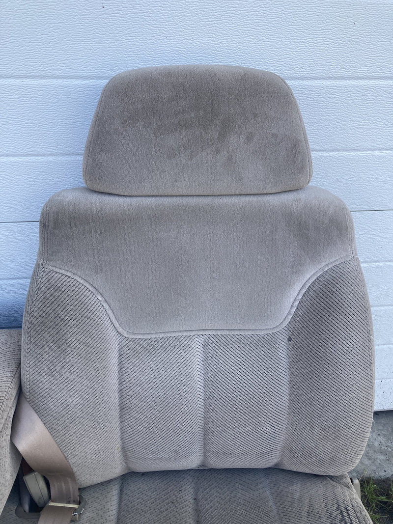 1995-1998 Chevrolet Silverado 2500 GMT400 Front Bench Seat OEM