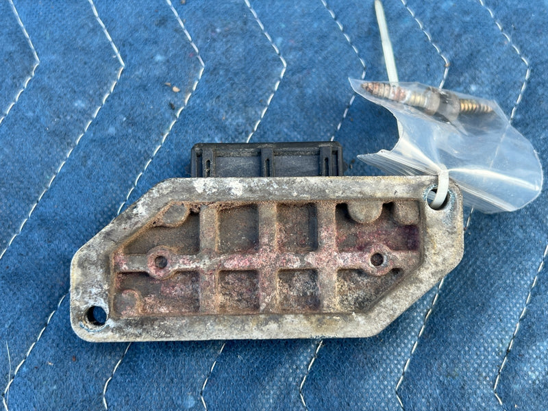 1986-1993 Volvo 240 244 Bosch Ignition Control Module 0227100124 OEM #4231EM