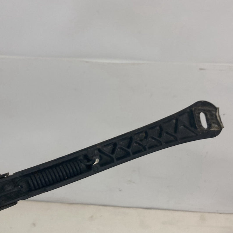2003-2007 BMW 545i E60 Windshield Wiper Arm Pair 7035103 179903 OEM #4964M