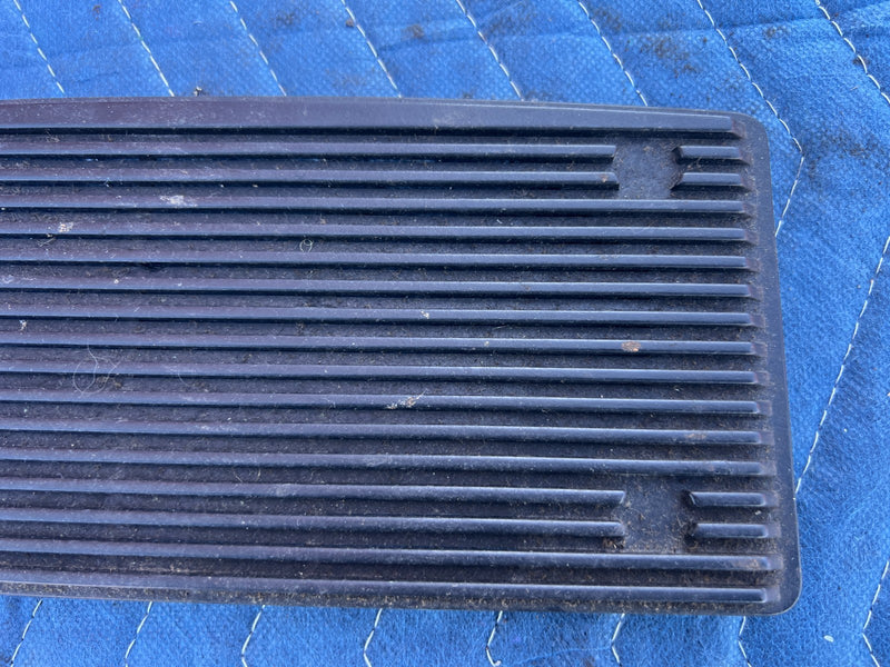 1986-1993 Volvo 240 244 Sedan Center Dash Speaker Surround Cover Trim OE #4298EM
