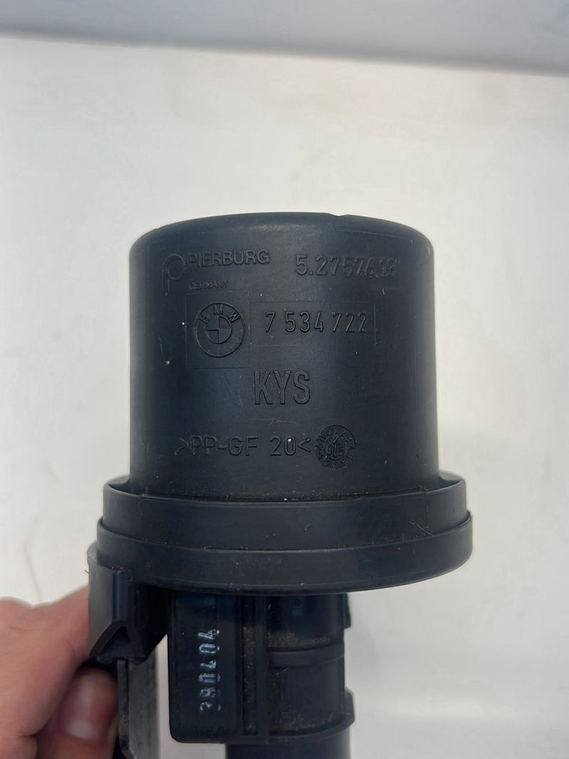 2006 BMW X5 E53 - Air Injection Pump PN: 52757613 7534722