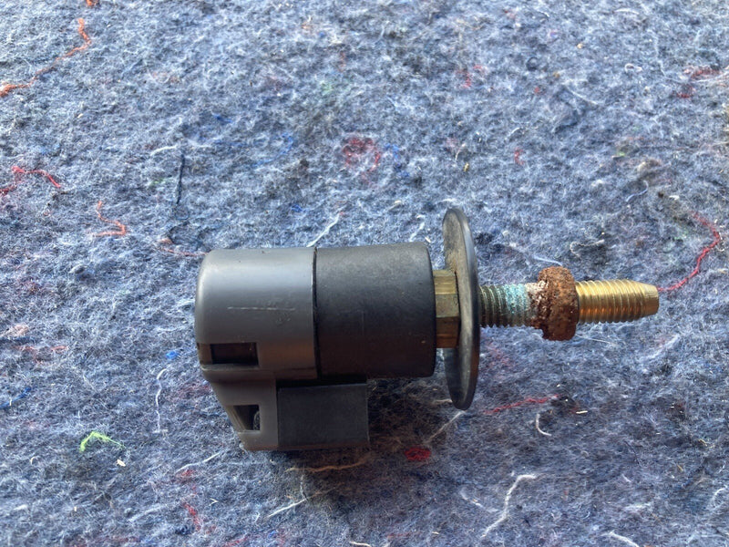 1986-1994 BMW 7 Series E32 Throttle Kick Down Switch E39 E34 1181103ï¿¼ OEM #1170M