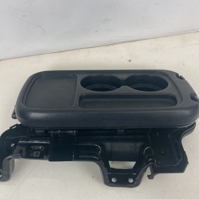 2002-2004 Honda CR-V RD2 Center Console Table Cup Holder 9A2J200 OEM #5104M