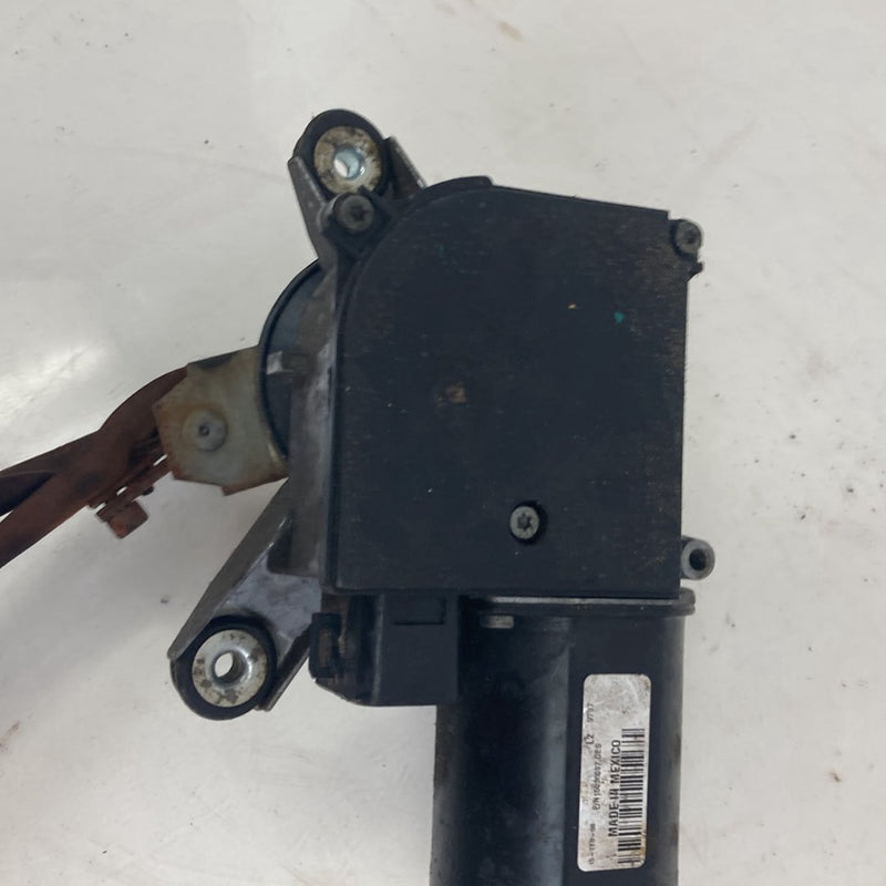 1995-1998 Chevrolet GMC C/K Wiper Motor Transmission Linkage 15036007 OEM