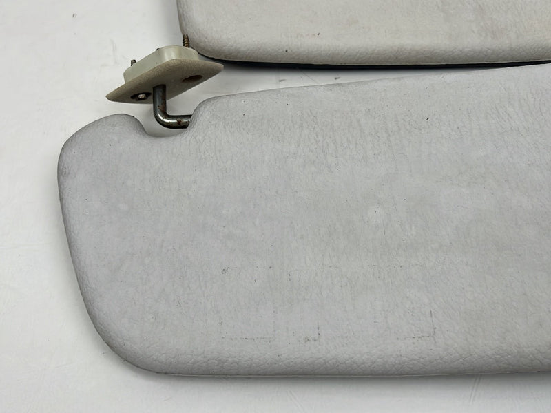 #5319EM1975-1980 Volvo 244 240 White Sun Visor Pair w/ Clips 10258016 OE #5319EM