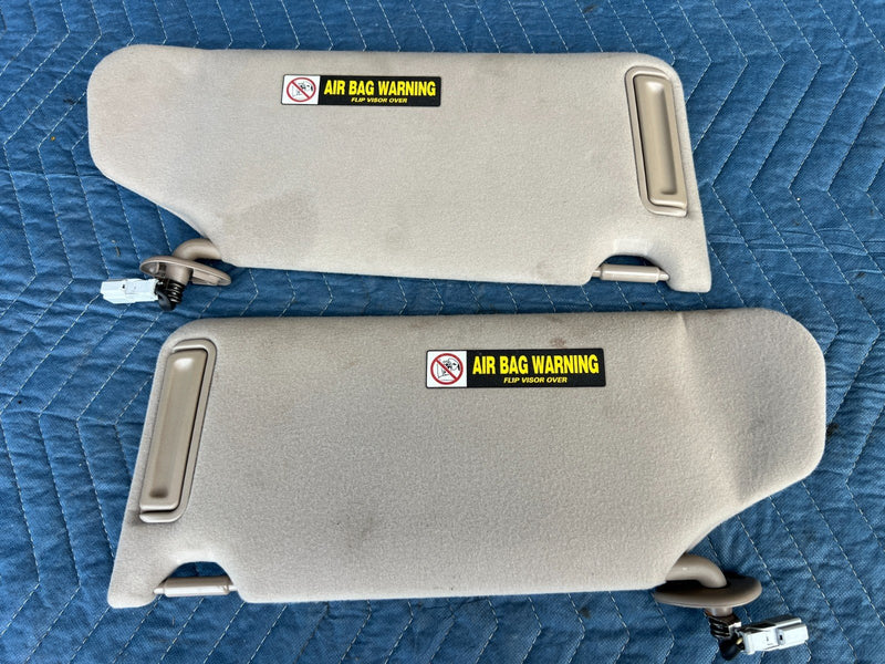 1998-2002 Honda Accord Pair of LH RH Sun Visors Gray Cloth, Clips, Light #1942CN