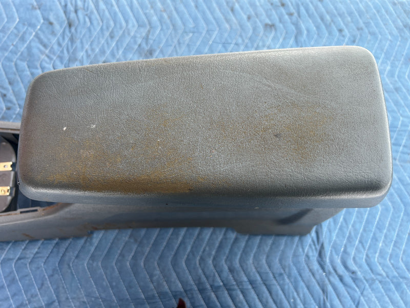 1989-1995 Volvo 740 940 Sedan Center Console Assembly Arm Rest Gray OEM #3709EM