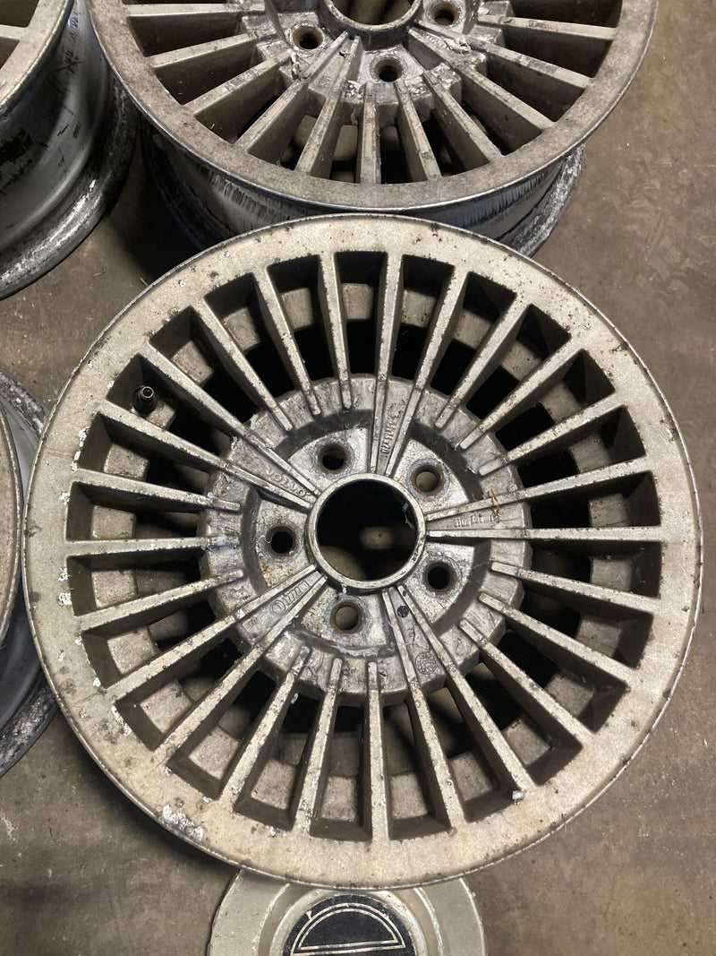 1981-1985 Volvo 240 245 Wheel Set Corona Alloy Turbine 1272200 OEM