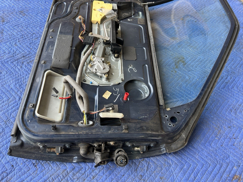 1993-1997 Volvo 850 850R Driver Front Left LH Door Assembly Blue OEM #4419E