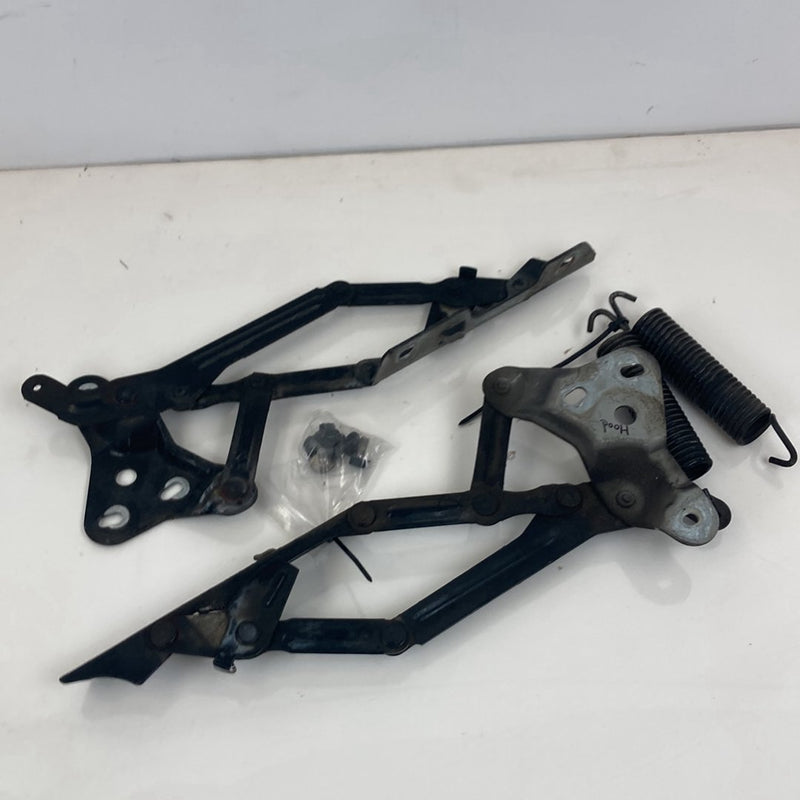 1992 Volvo 940 944 - Hood Hinge Pair