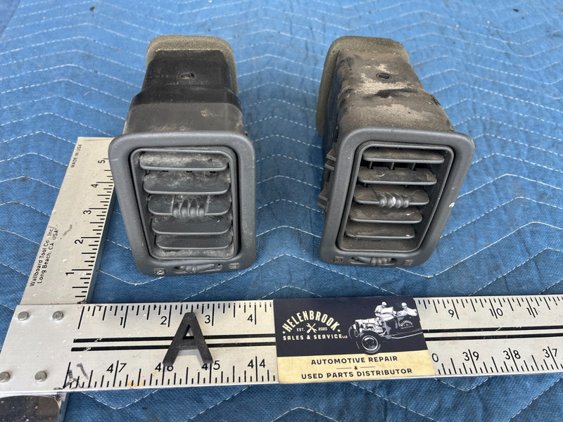 1999-2007 Chevy Silverado Dash Left & Right Air Heat AC Vent Duct Pair OE#1554CN