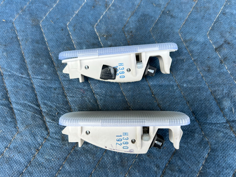 1996-2003 Mercedes W210 E320 Wagon Only Rear D Pillar Light Lamp Pair OE #4693EM