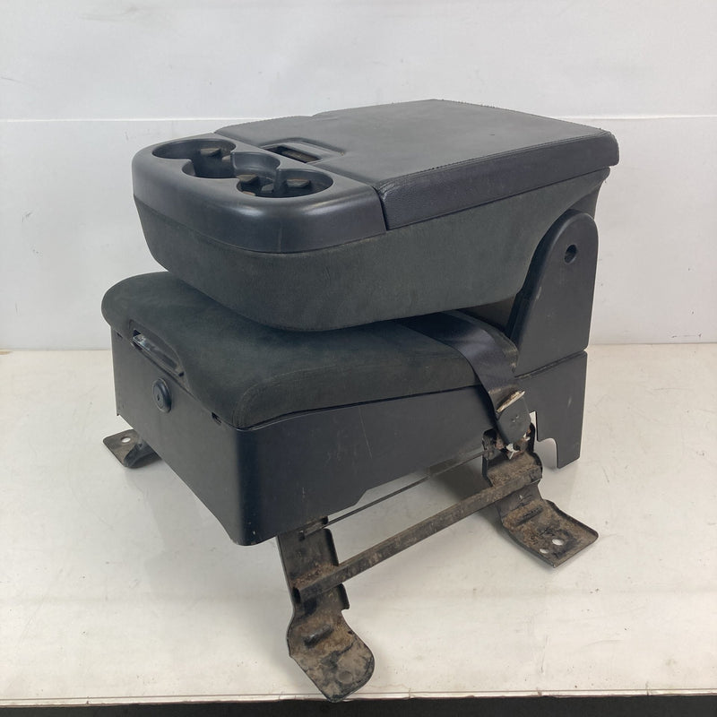 2014-2019 Chevrolet Silverado 1500 2500 3500 Center Console Seat Front #5601M