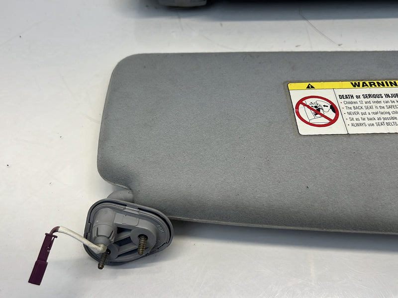 2006 BMW X5 E53 - Sun Visor