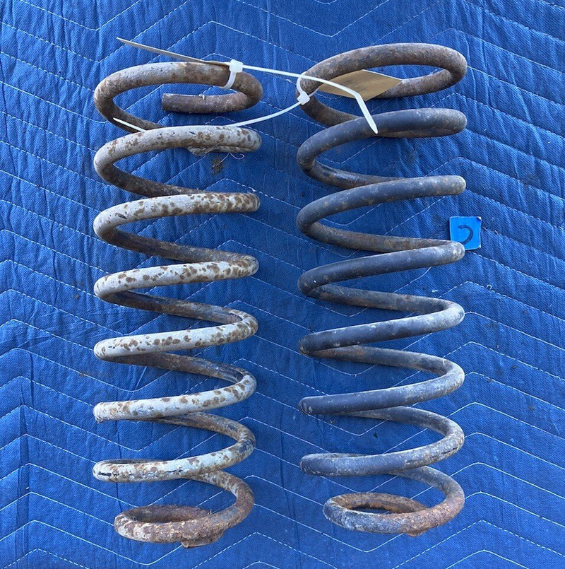 1997-2002 Jeep Wrangler TJ Rear Coil Springs Suspension Left Right OEM #3260M