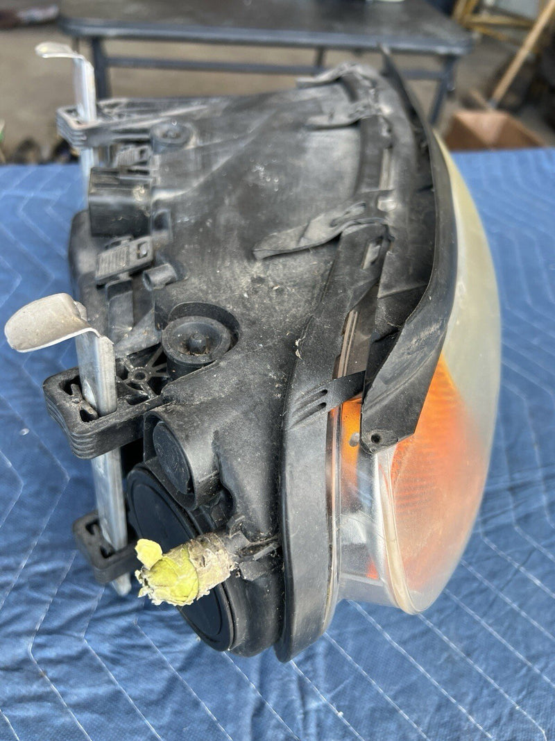 2008-2011 Volvo XC70 S80 RH Right Passenger Halogen Headlight 31214356 OE #4335E