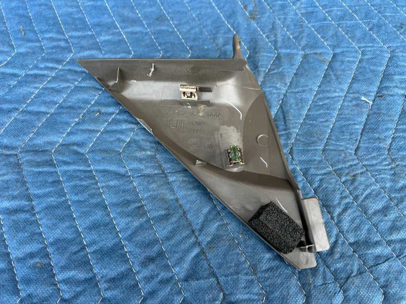 1998-2002 Honda Accord 76220 76270-S84-A000 Pair Interior Corner Panels  #1947CN