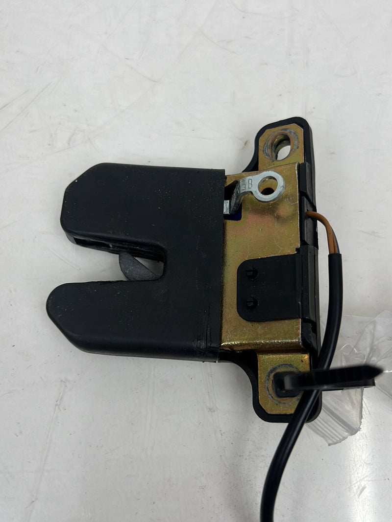 1996-2003 Audi S8 D2 A8 Rear Trunk Latch Catch Plate 4D0827505 OEM #6459EM
