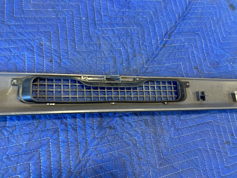 1997-2002 Jeep Wrangler TJ Dash Defrost Vent Panel Top 5dp58tc3 OEM #3290M