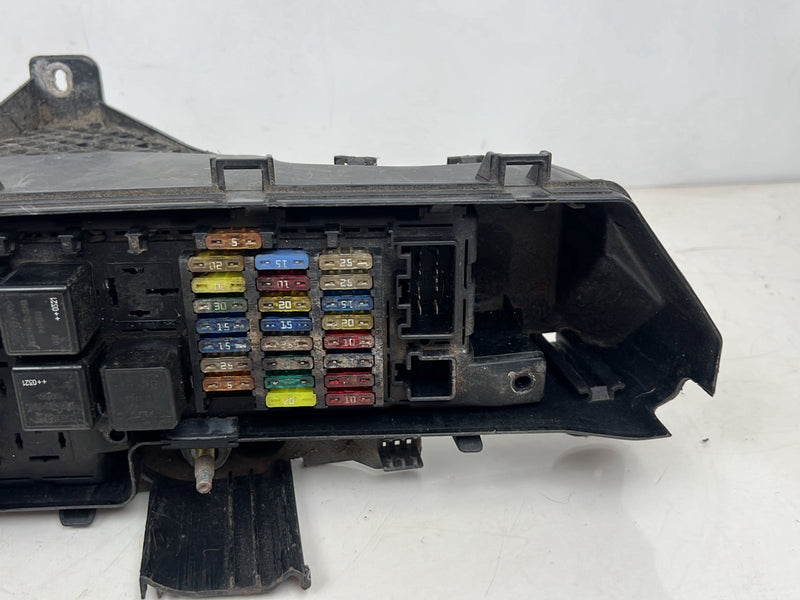 2004-2007 Volvo S60R V70R Engine Fuse Box Relay Junction 9494210 OEM #5739EM
