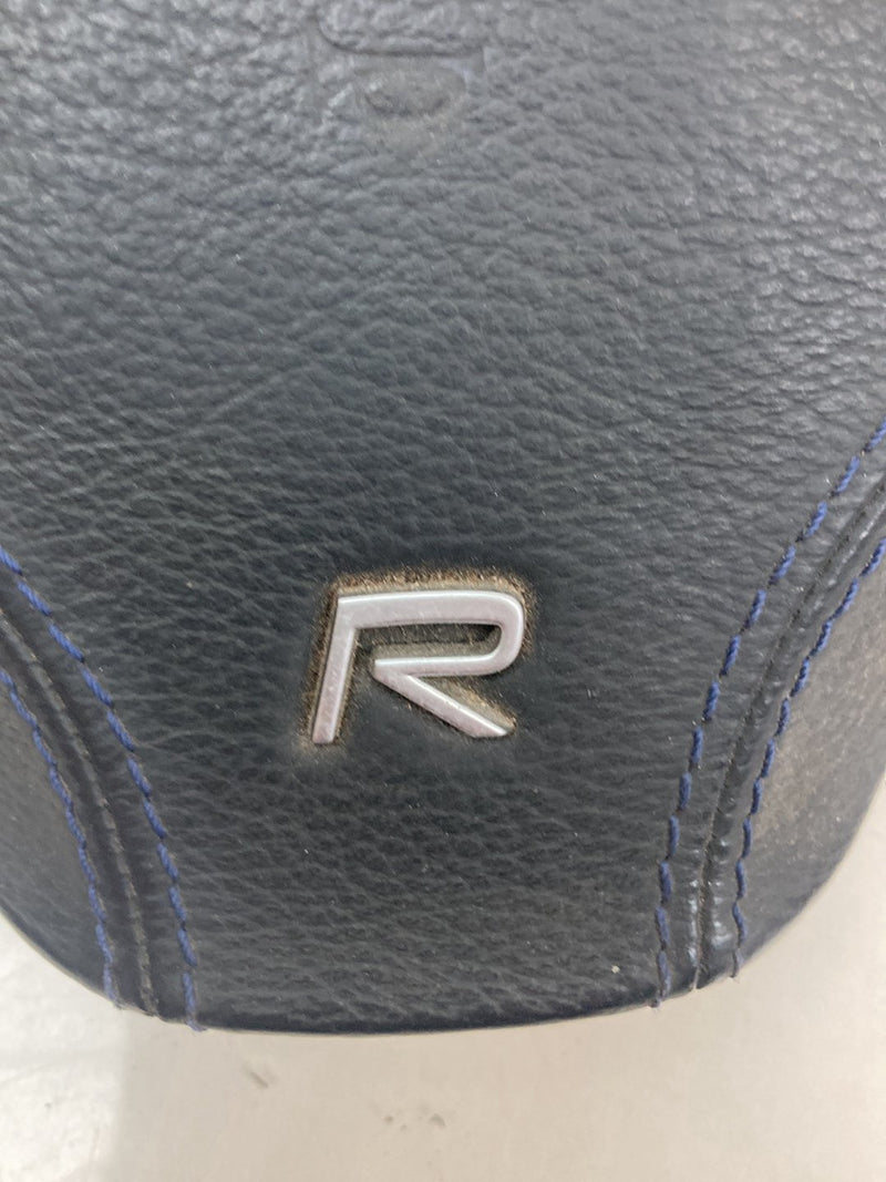 2004 Volvo S60 - Steering Wheel