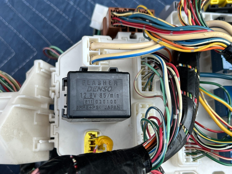 2010-2013 Suzuki SX4 Hatchback Interior Relay Fuse Box #1330CN