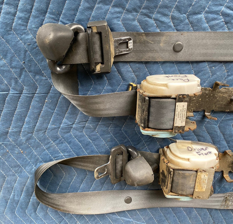 2001-04 Chrysler 300M OEM Driver Passenger Front Seatbelts Retractor Pair #25MC