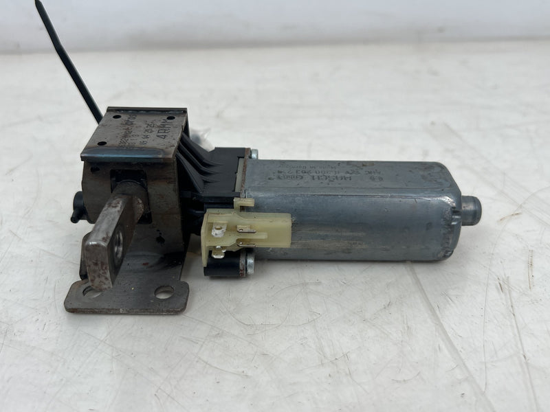 2005-2007 Volvo S60R S60 V70R Bosch Seat Control Motor 90382102 OEM #6782EM