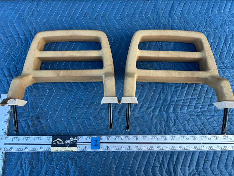 1986-1993 Volvo 240 244 Sedan Rear Right & Left Headrest Pair Tan OEM #4243EM