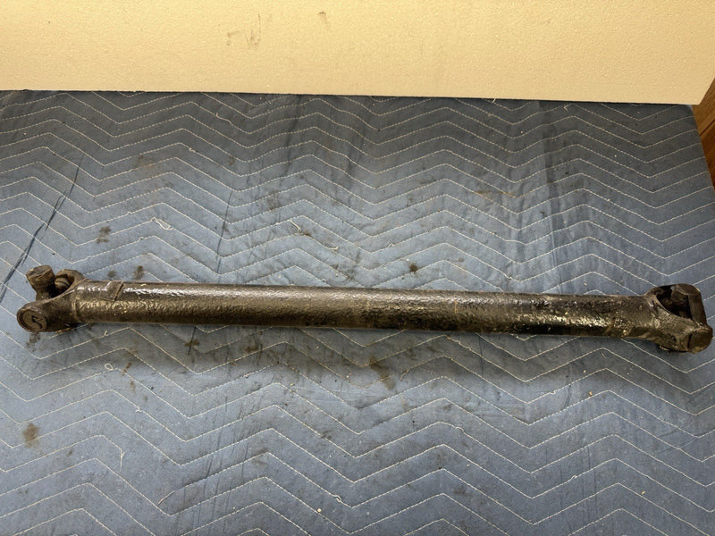 1963-1967 Corvette Manual Trans Center Driveshaft Assembly 4 Speed Muncie #4602E
