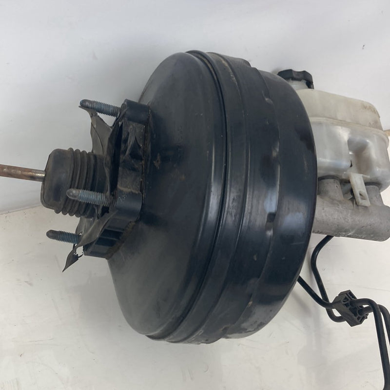 2007-2014 Chevy Silverado GMT900 Bosch Brake Booster Master Cylinder OEM #5368M