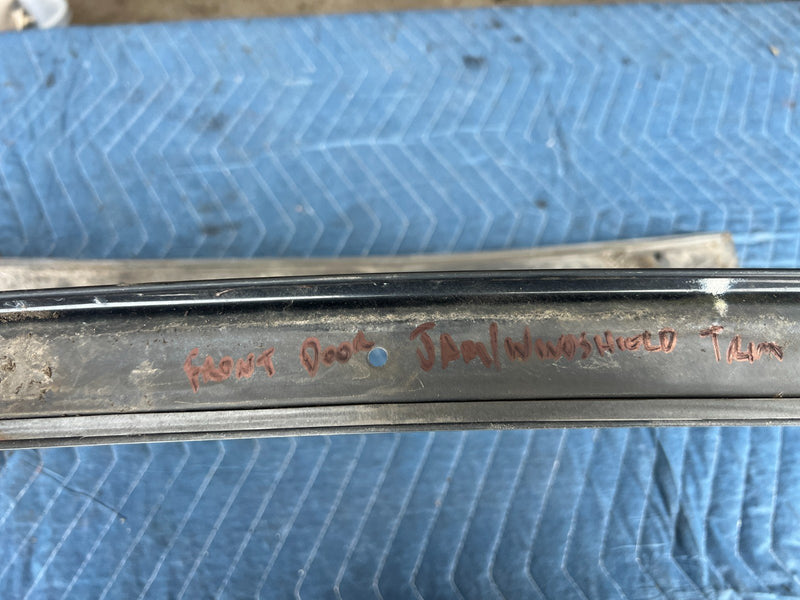 1989-1995 Volvo 740 940 Front LH & RH Door Jam to Windshield Trim OEM #3744EM
