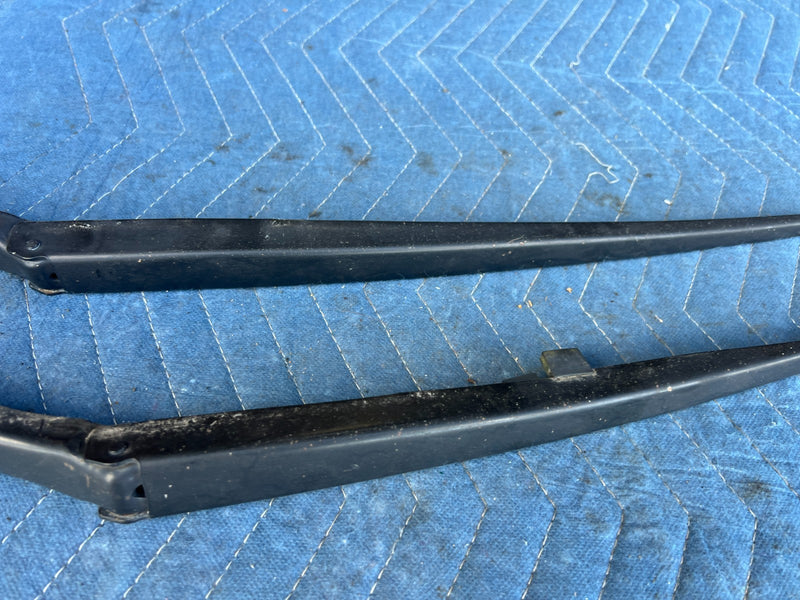 2000-2005 BMW 330xi 325xi E46 Front RH & LH Windshield Wiper Arm Pair OE #4779EM