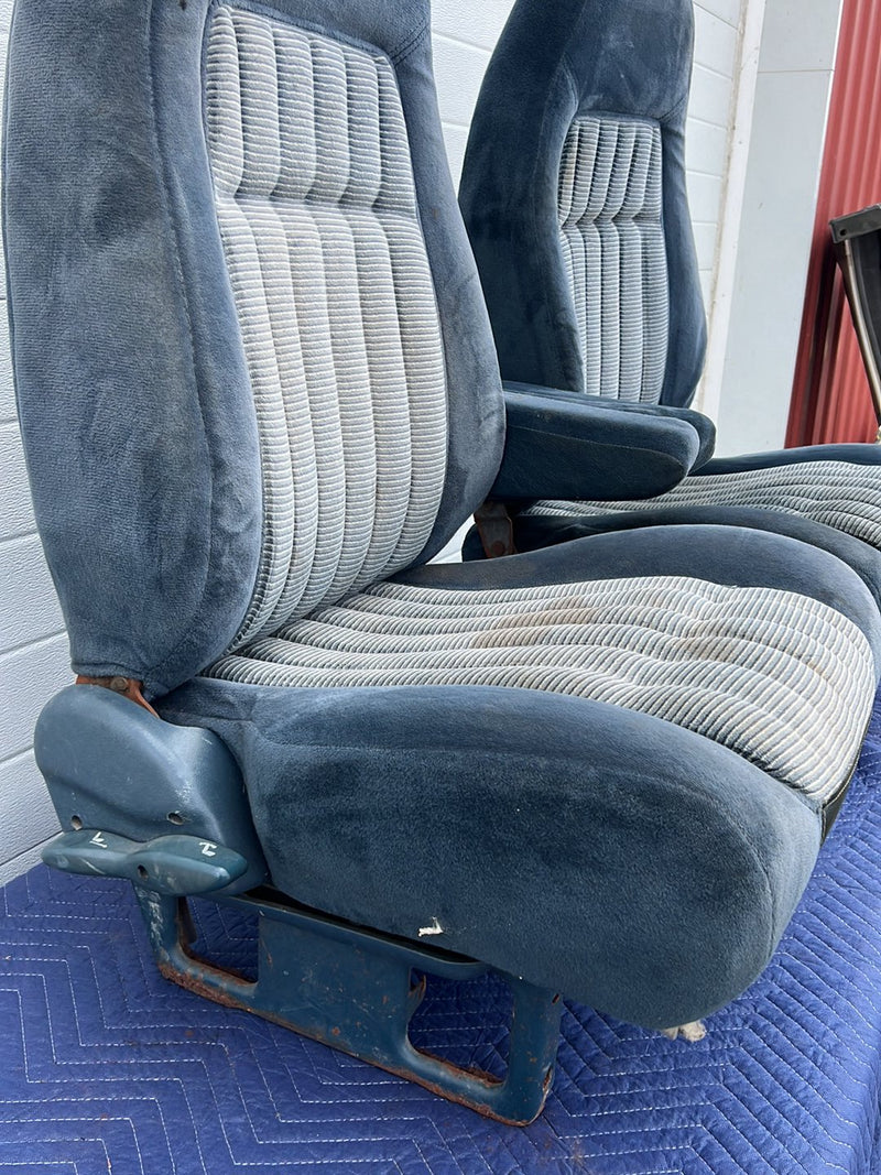1988-1994 Chevrolet Silverado GMC Front Seat Two-Tone Blue Cloth Pair OE #5508EM