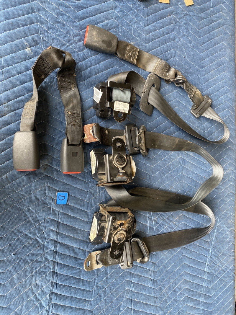 2001-04 Chrysler 300M OEM Rear Seatbelts Retractor Pair with Buckles #26MC