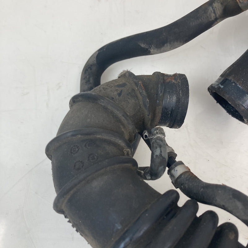 2001-2005 Volkswagen Passat Air Intake Duct Tubes Turbo OEM#5550M