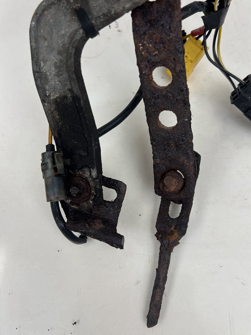 1990-1992 Volvo 740 745 940 Automatic Transmission Shifter Selector Assembly OEM #5972EM