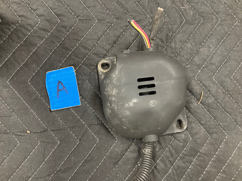 1999-2005 Volkswagen VW Jetta MK4 O2 Sensor Plug Guard Panel Cover OEM #2375M