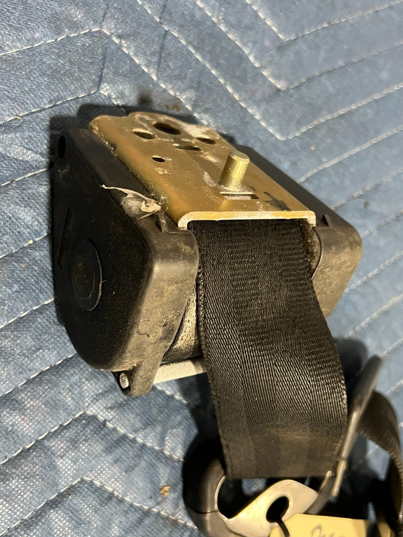 1983-1985 Porsche 944 Front Passenger RH Right Seat Belt Retractor OEM #2486EM