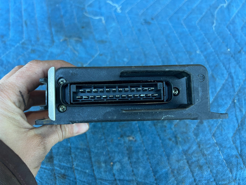 1986-1993 Volvo 240 244 245 Bosch Ignition Control Module 3531325 OEM #4389EM