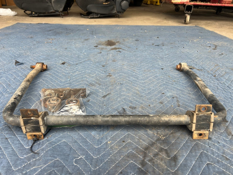 1985-1988 Suzuki Samurai SJ413 Front Sway Bar 42300-83300 OEM