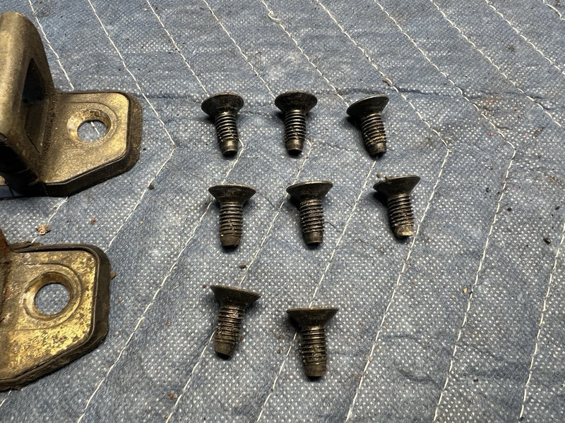 1998-2000 Volvo V70R V70 S70 Door Latch Catch Anchor w/Hardware x4 OEM #4035E