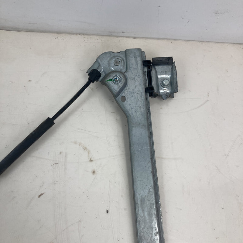 2014-2020 Chevrolet Silverado 1500 Front Right Window Regulator OEM #5582M