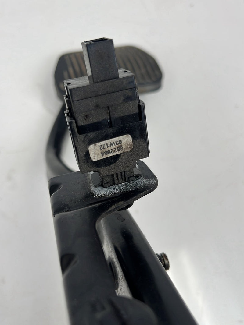 2004-2007 Volvo S60R V70R Brake Pedal Lever Assembly 8622064 OEM #5776EM