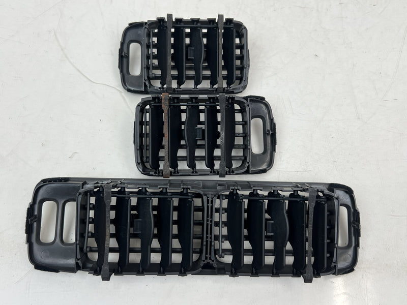1998-2000 Volvo S70 V70 XC Right Left Dash HVAC AC Heat Air Vent Set OEM #6862EM
