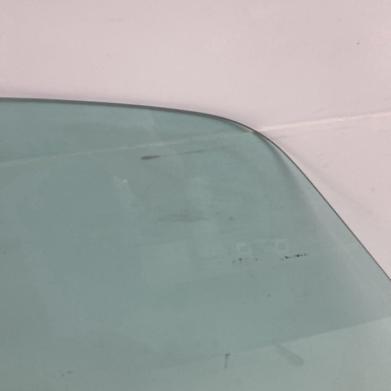 1986-1993 Volvo 240 244 Window Glass Passenger Front 43R-001105 90 OEM #4880M