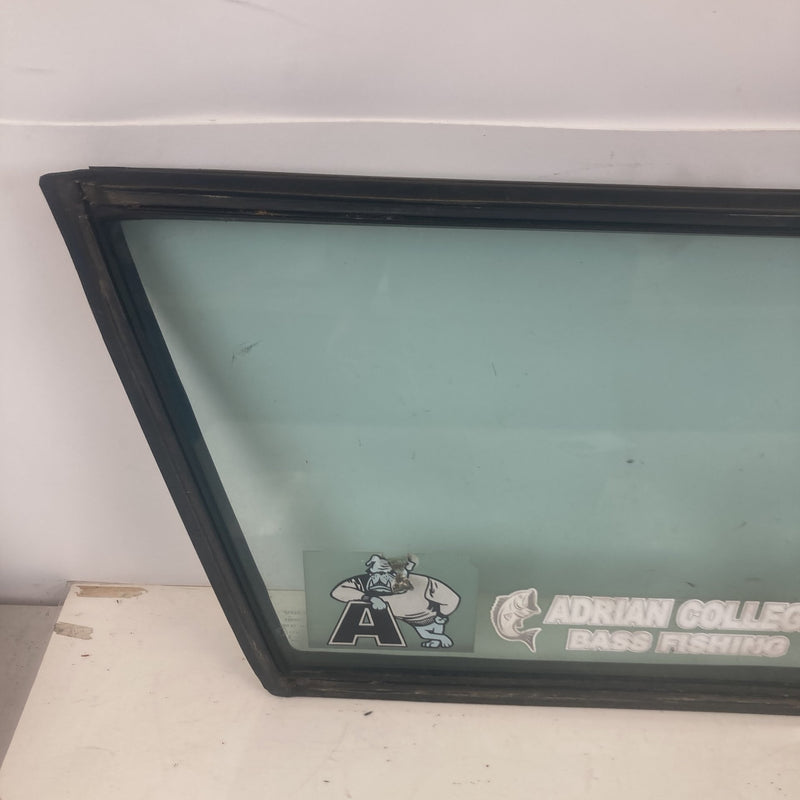 1981-1985 Volvo 240 245 Window Glass Glass Rear Quarter Left Wagon OEM