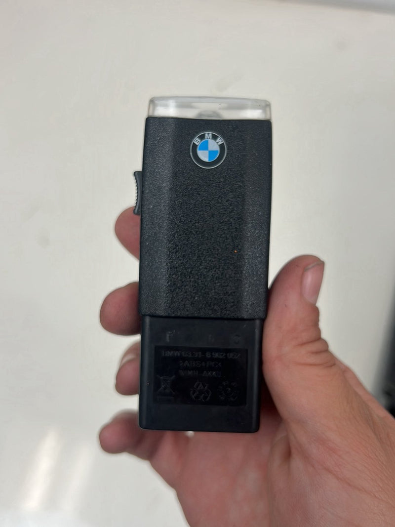 2006 BMW X5 E53 - Glove Box PN: 826418314